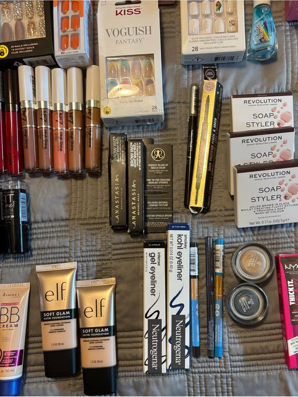 10 piece Lot of Assorted Makeup Products & Brands~read description~All New